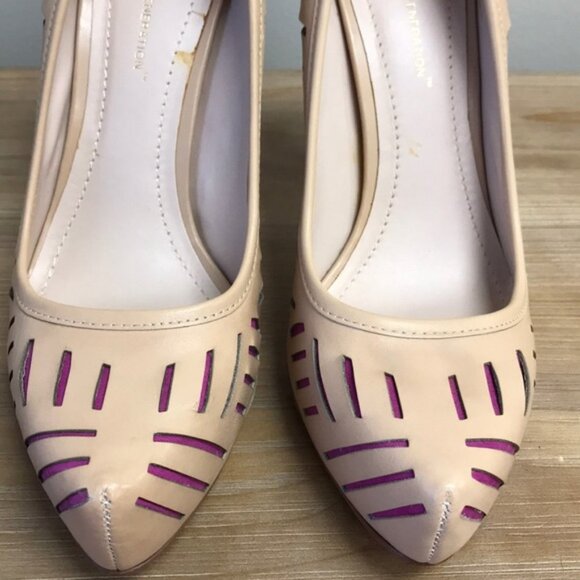 BCBGeneration Women's Prague Pump - Picture 5 of 8